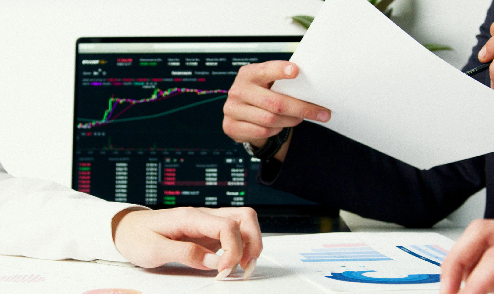 What is a Guaranteed Investment Fund and How Does it Work?
