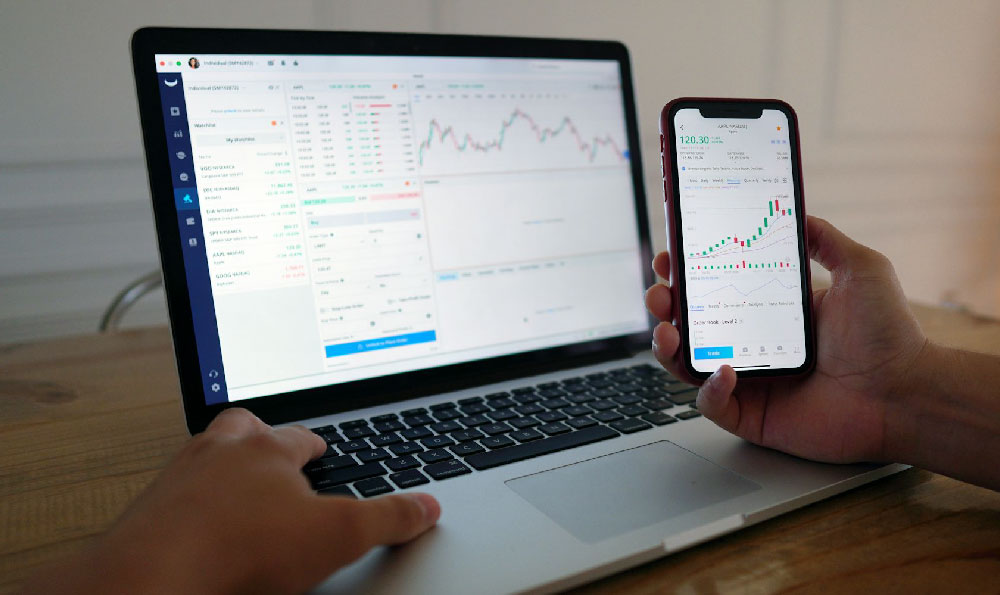 How can I earn online, and what are the best methods now?
