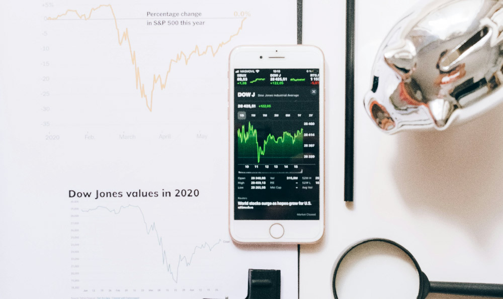 Roth or Traditional IRA: Which Investment Option is Right for Me?