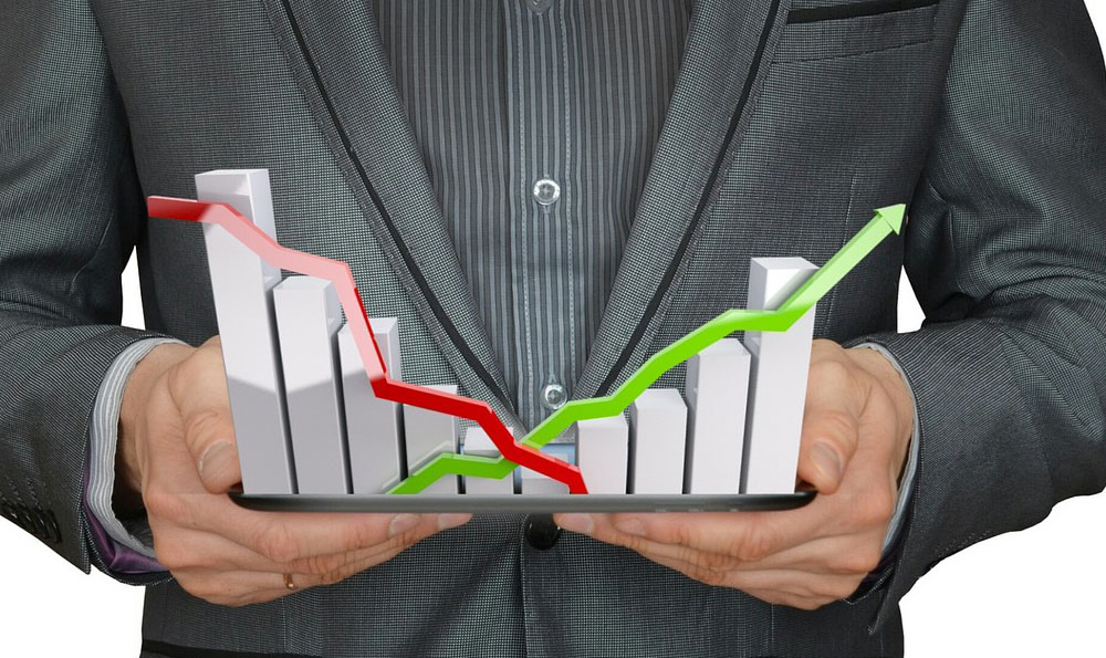 Is QYLD a Smart Bet? Should You Invest in QYLD?