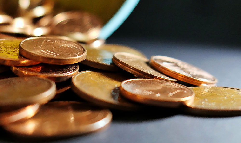 How Women Can Earn Money at Home: 10 Simple Online Income Ideas