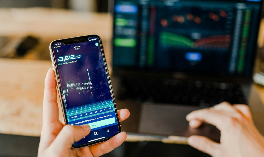 DeepSeek: Can you really make money with it, and how?
