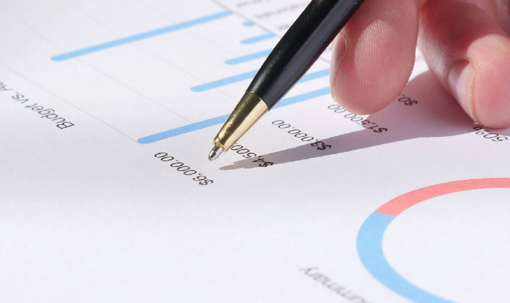 

How Do Mortgage Lenders Earn Income from Home Loans